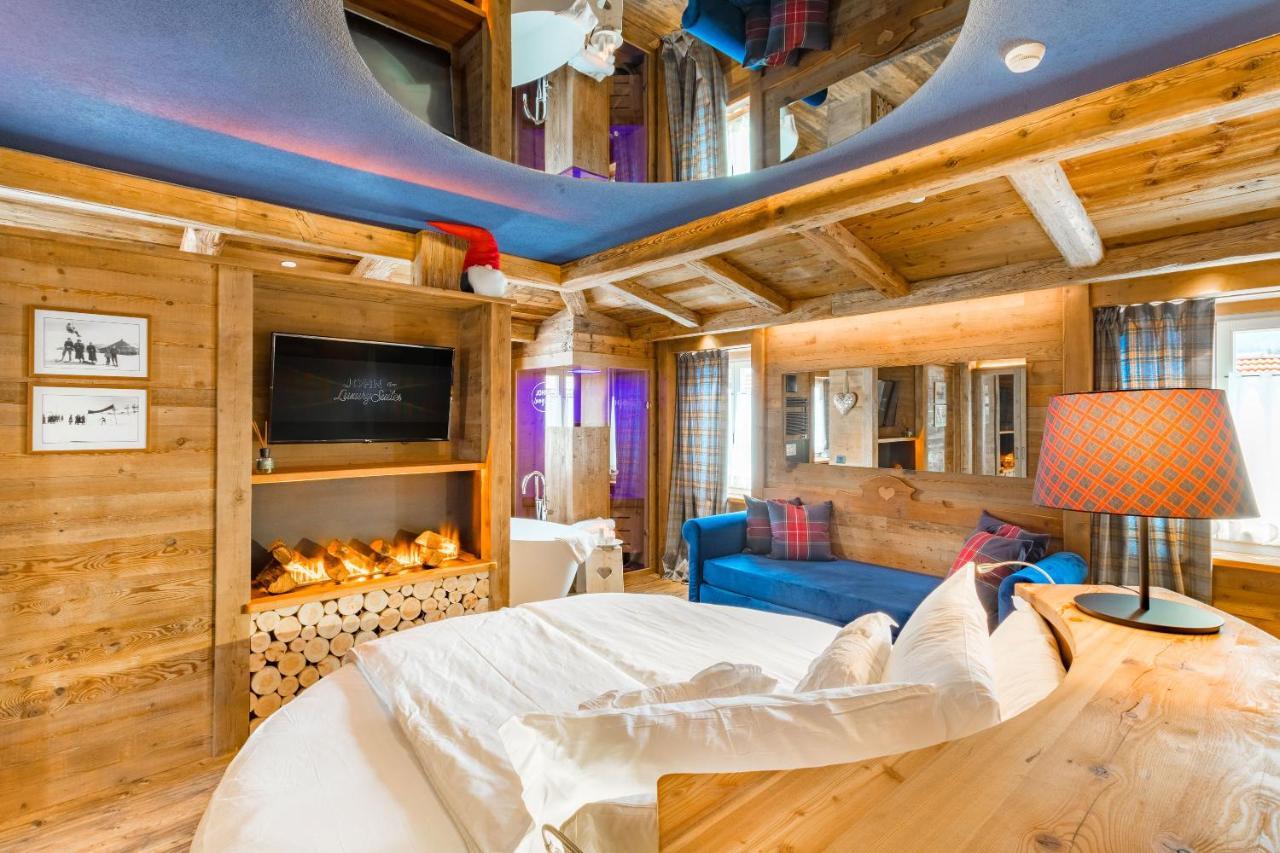 John Luxury Suites Folgaria Esterno foto