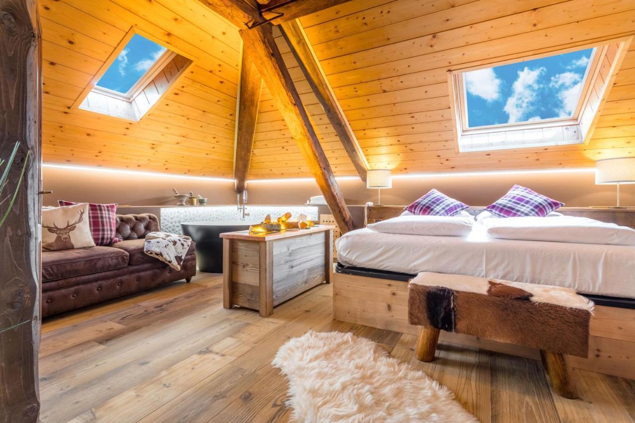 John Luxury Suites Folgaria Esterno foto