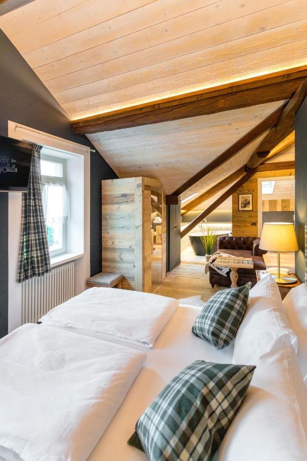 John Luxury Suites Folgaria Esterno foto