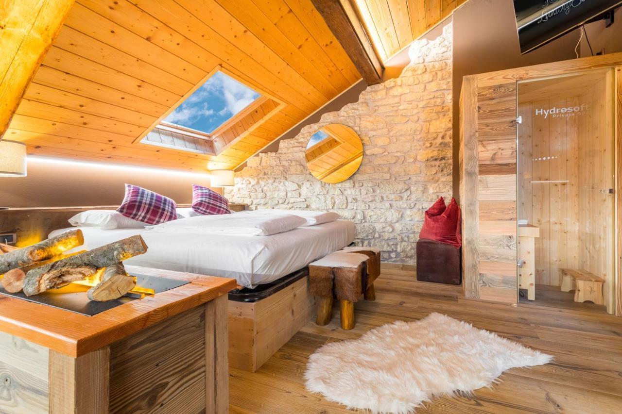 John Luxury Suites Folgaria Esterno foto