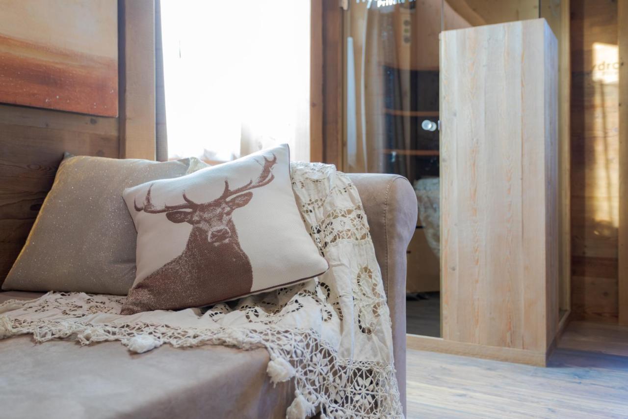 John Luxury Suites Folgaria Esterno foto